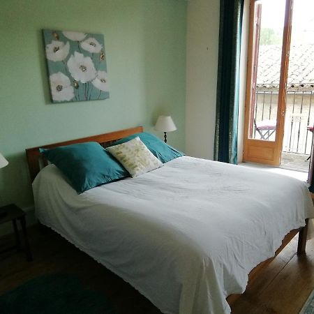 Aux Douces Nuits De Rivel Bed & Breakfast エクステリア 写真